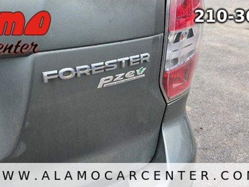 Used 2016 Subaru Forester 2.5i w/ Alloy Wheel Package image 12