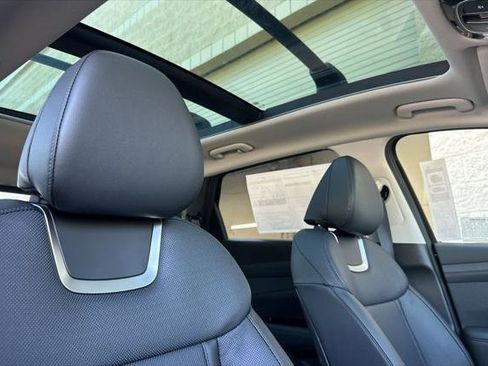 New 2025 Hyundai Tucson Limited image 14