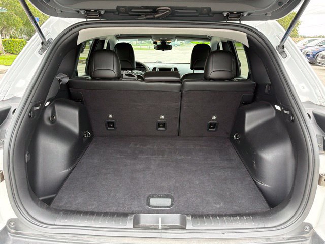 Used 2021 Jeep Cherokee Trailhawk AWD/4WD image 15
