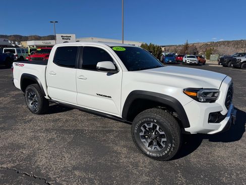 Used 2023 Toyota Tacoma TRD Off-Road image 1
