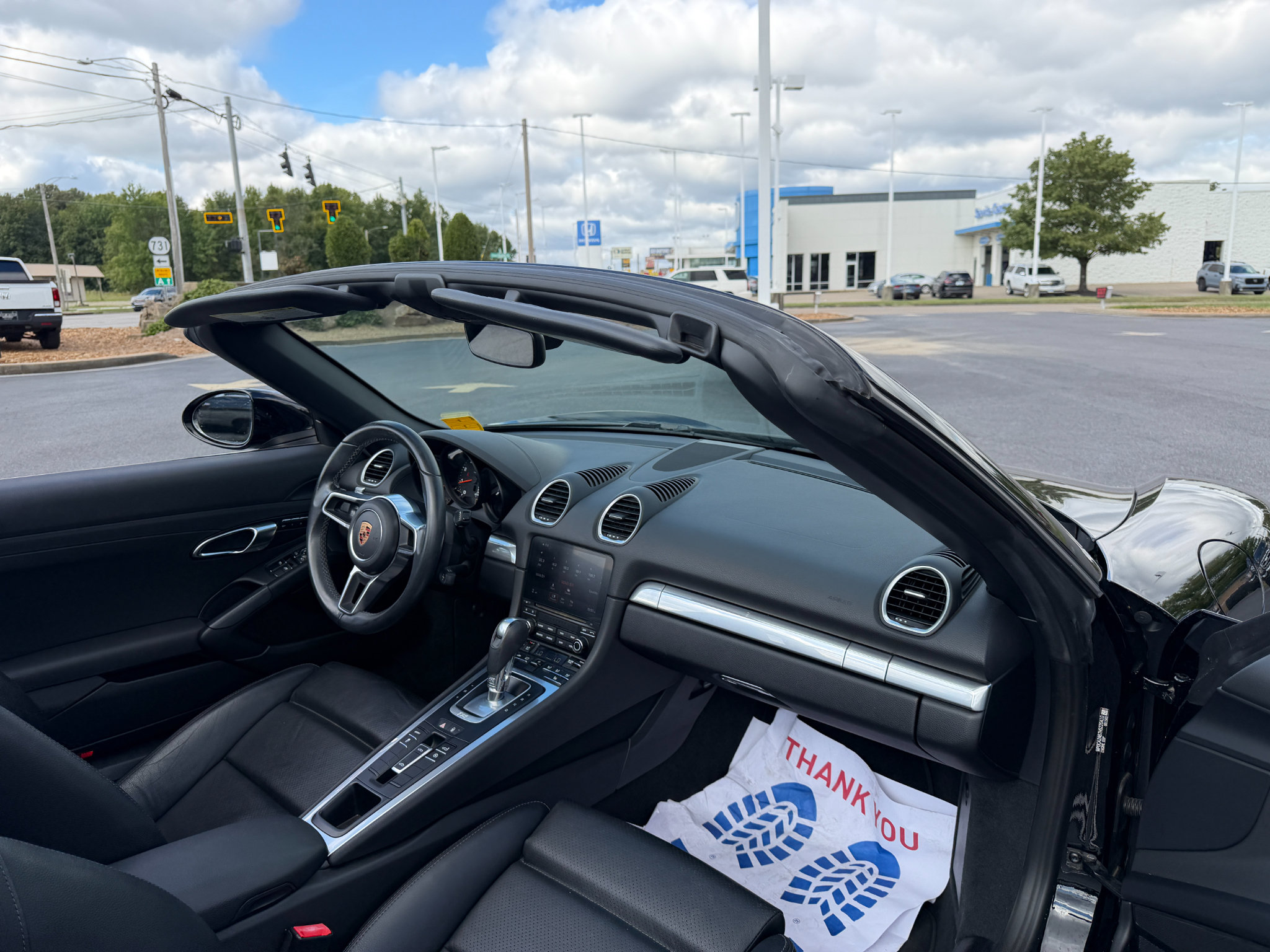 Used 2017 Porsche 718 Boxster RWD image 22