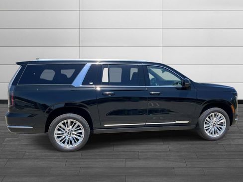 New 2026 Cadillac Escalade ESV Luxury AWD/4WD image 6