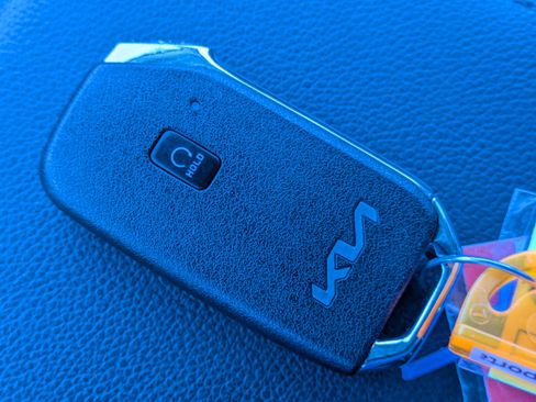 Used 2023 Kia Sportage EX image 22