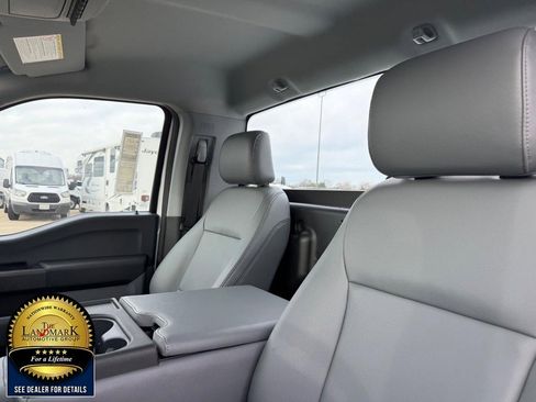 Used 2023 Ford F250 XL w/ XL Chrome Package image 9