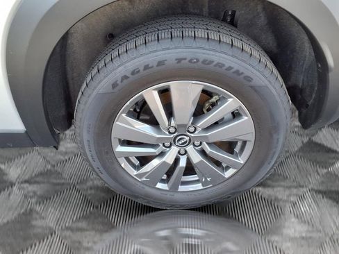 Used 2025 Nissan Pathfinder SV AWD/4WD image 21