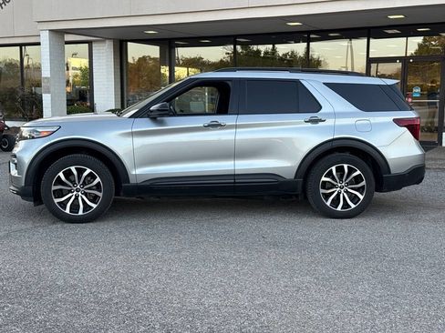 Used 2020 Ford Explorer ST w/ Premium Technology Package AWD/4WD image 10