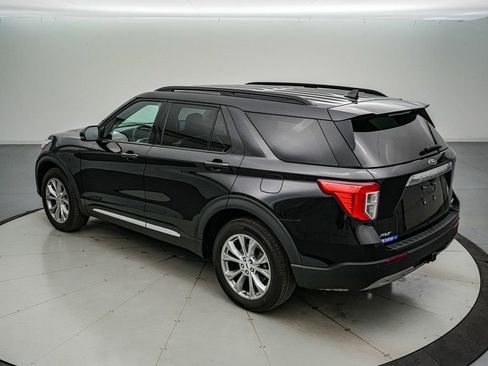 Certified 2023 Ford Explorer XLT w/ Equipment Group 202A image 6