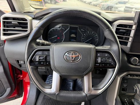 Used 2022 Toyota Tundra Limited AWD/4WD image 8