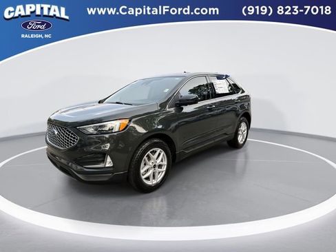 Certified 2023 Ford Edge SEL w/ Convenience Package AWD/4WD image 4