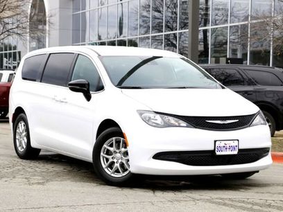 New 2026 Chrysler Voyager LX