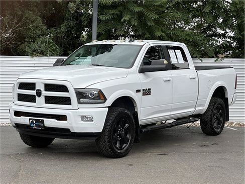Used 2017 RAM 2500 Laramie w/ Sport Appearance Group AWD/4WD image 6