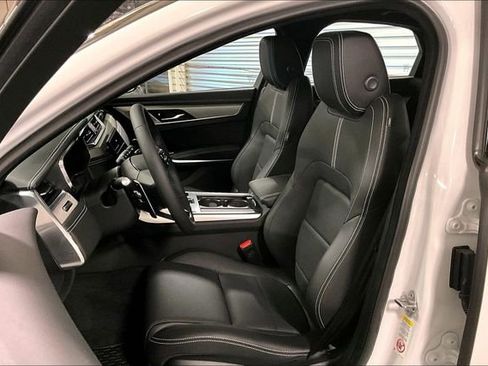 New 2024 Jaguar XF R-Dynamic SE image 8