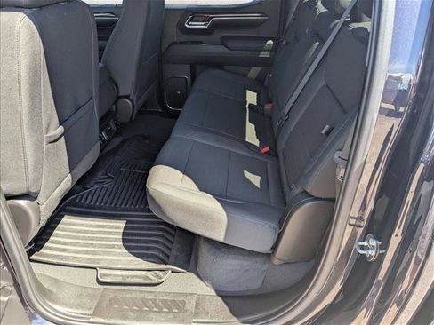 Used 2024 GMC Sierra 1500 Elevation image 17