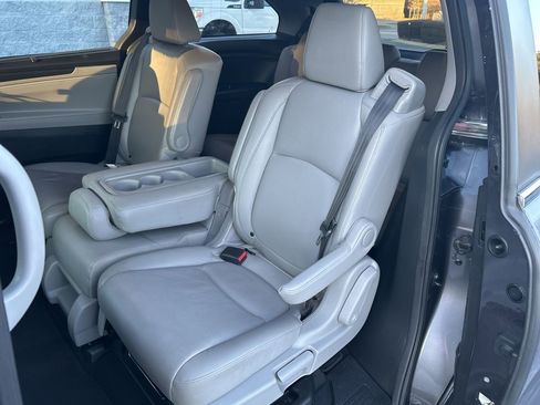 Used 2018 Honda Odyssey EX-L image 27