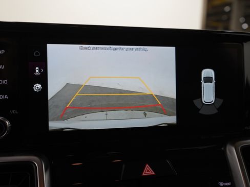 Used 2022 Kia Sorento S AWD/4WD image 28