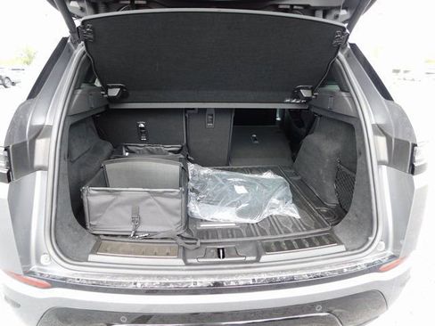 Used 2024 Land Rover Range Rover Evoque Dynamic SE image 25