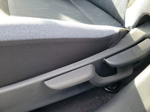 New 2025 Nissan Versa SV image 13