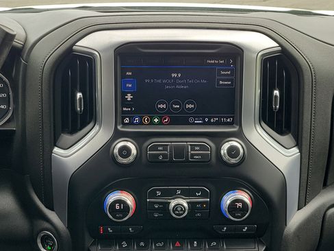 Used 2021 GMC Sierra 1500 SLT AWD/4WD image 25