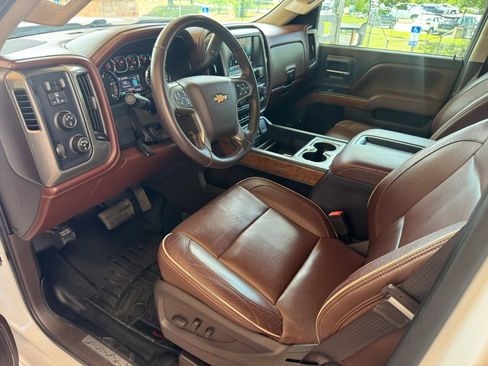 Used 2015 Chevrolet Silverado 2500 High Country w/ Duramax Plus Package AWD/4WD image 13