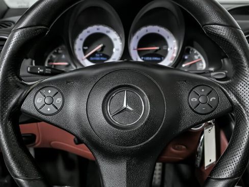 Used 2009 Mercedes-Benz SL 550 image 28