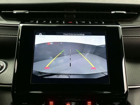 Used 2023 Jeep Grand Cherokee L Altitude image 20