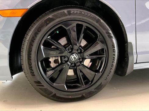 Used 2024 Honda Odyssey Sport image 8