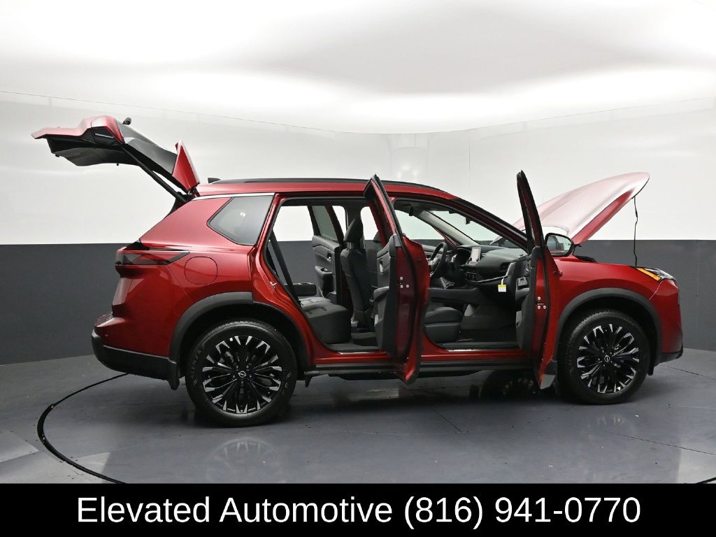 Used 2026 Nissan Rogue Dark Armor AWD/4WD image 34