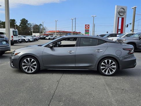 Used 2023 Nissan Maxima Platinum w/ Sport Mat Group image 2