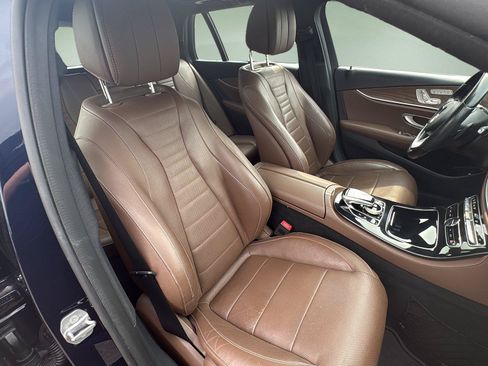 Used 2017 Mercedes-Benz E 400 4MATIC Wagon image 20