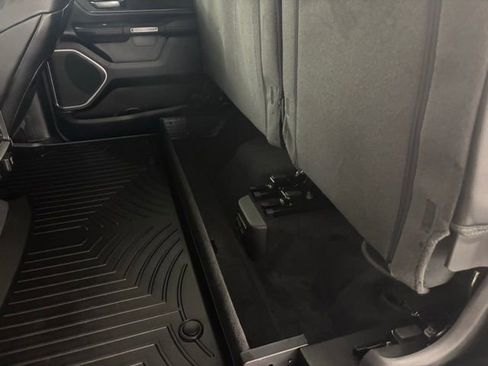 Used 2025 RAM 1500 Laramie w/ Laramie Southwest Edition image 16