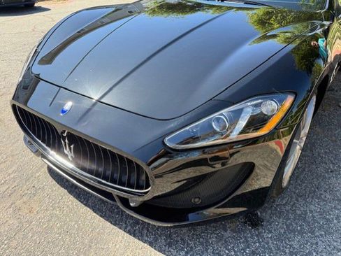 Used 2017 Maserati GranTurismo Sport image 38