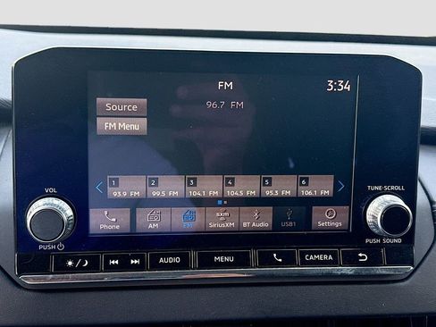 Used 2022 Mitsubishi Outlander ES image 16