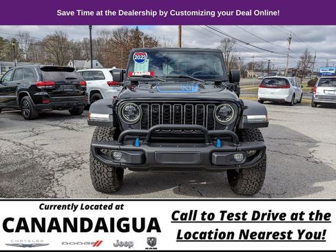 Used 2023 Jeep Wrangler Unlimited Rubicon 4xe image 5