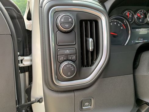 Used 2019 Chevrolet Silverado 1500 LT w/ All-Star Edition RWD image 28