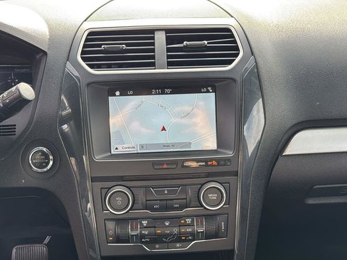 Used 2017 Ford Explorer XLT w/ Equipment Group 201A image 15