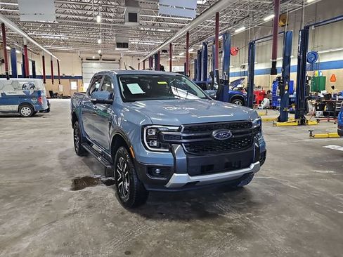 Used 2024 Ford Ranger Lariat w/ Trailer Tow Package image 10