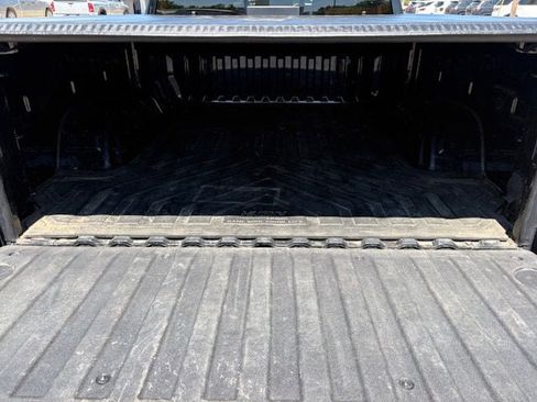 Used 2019 Chevrolet Silverado 1500 LT w/ All-Star Edition AWD/4WD image 8