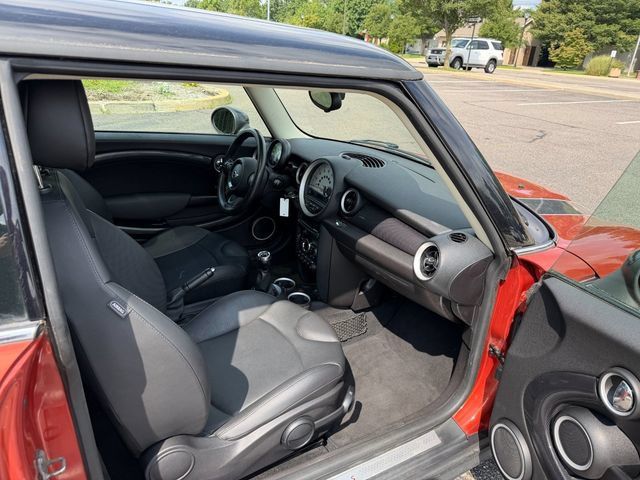 Used 2013 MINI Cooper S FWD image 9