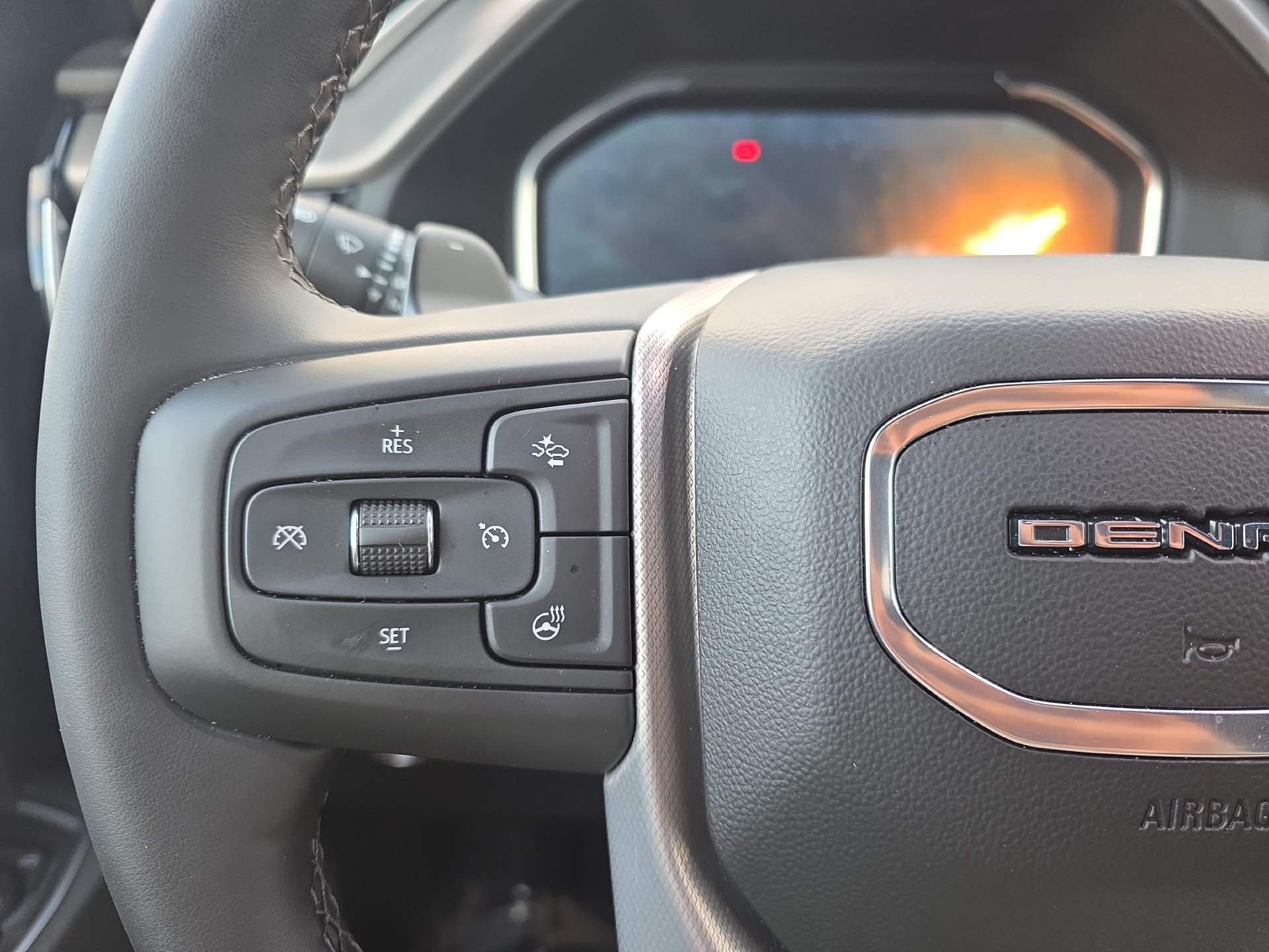 Used 2026 GMC Sierra 1500 Denali w/ Technology Package AWD/4WD image 16