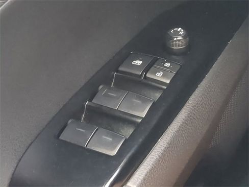 Certified 2025 Toyota Camry LE image 21