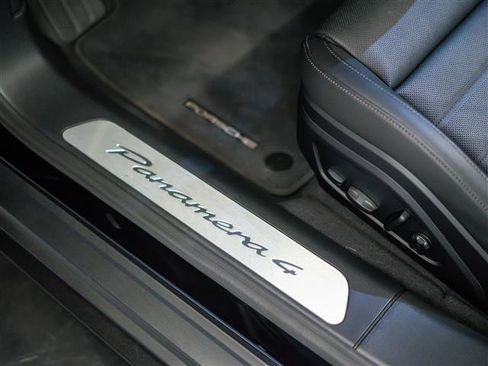 Certified 2026 Porsche Panamera 4 AWD/4WD image 21