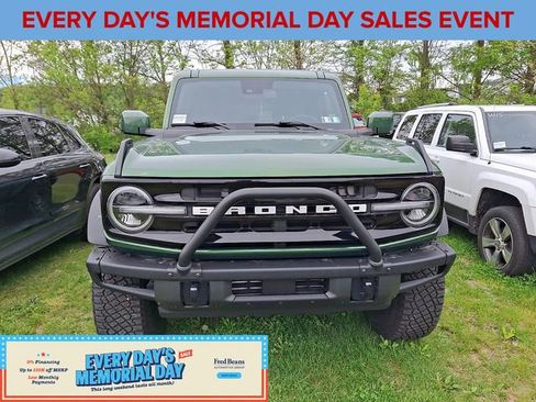 Certified 2024 Ford Bronco Outer Banks AWD/4WD image 2