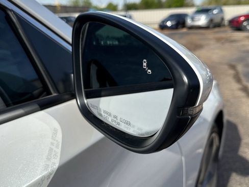 Used 2018 Honda Accord Touring image 38