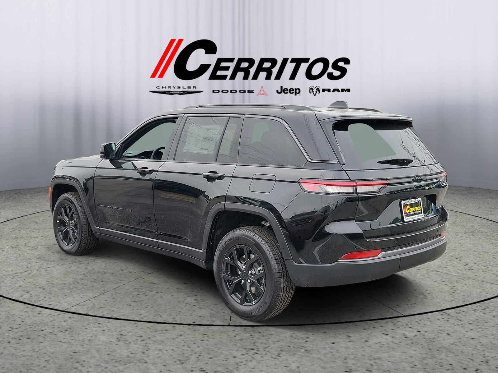 New 2026 Jeep Grand Cherokee Altitude RWD image 2