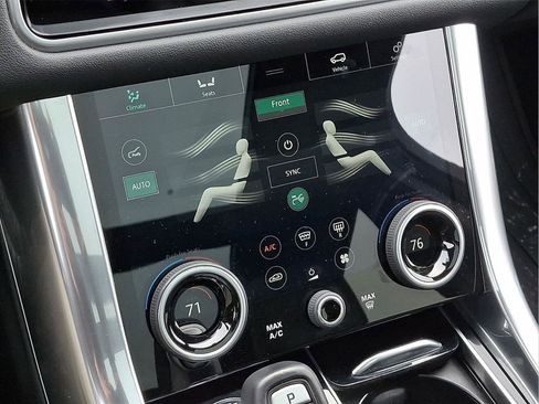 Used 2021 Land Rover Range Rover Sport HSE Silver Edition image 18