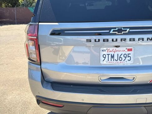 Used 2024 Chevrolet Suburban RST w/ Luxury Package AWD/4WD image 12
