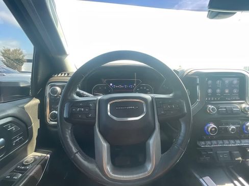 Used 2022 GMC Sierra 2500 Denali AWD/4WD image 13