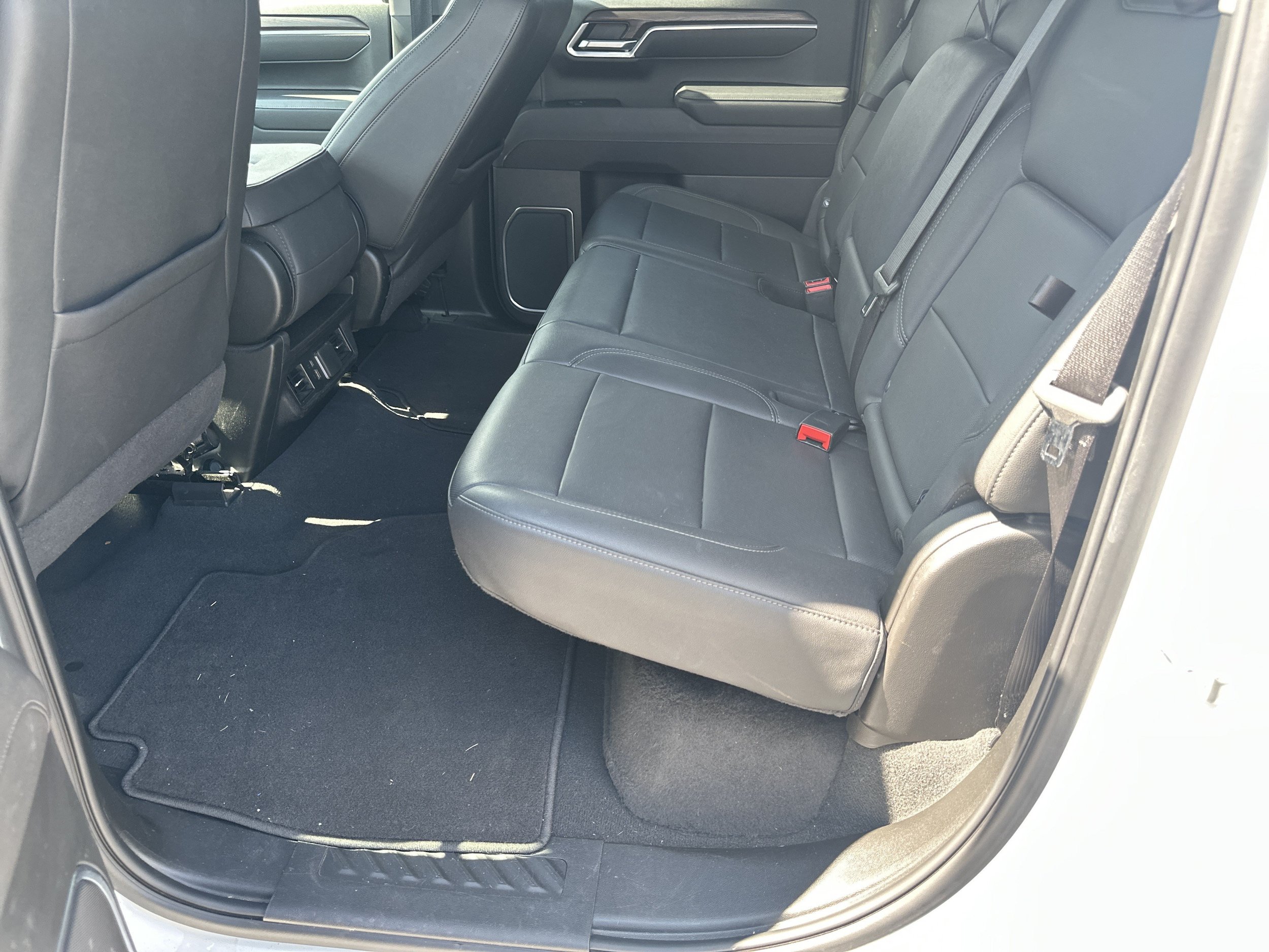 Used 2025 GMC Sierra 1500 SLT RWD image 20