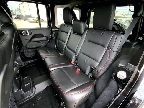 Used 2020 Jeep Wrangler Unlimited Rubicon AWD/4WD image 21