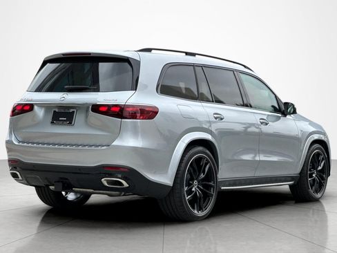 New 2026 Mercedes-Benz GLS 580 4MATIC image 5